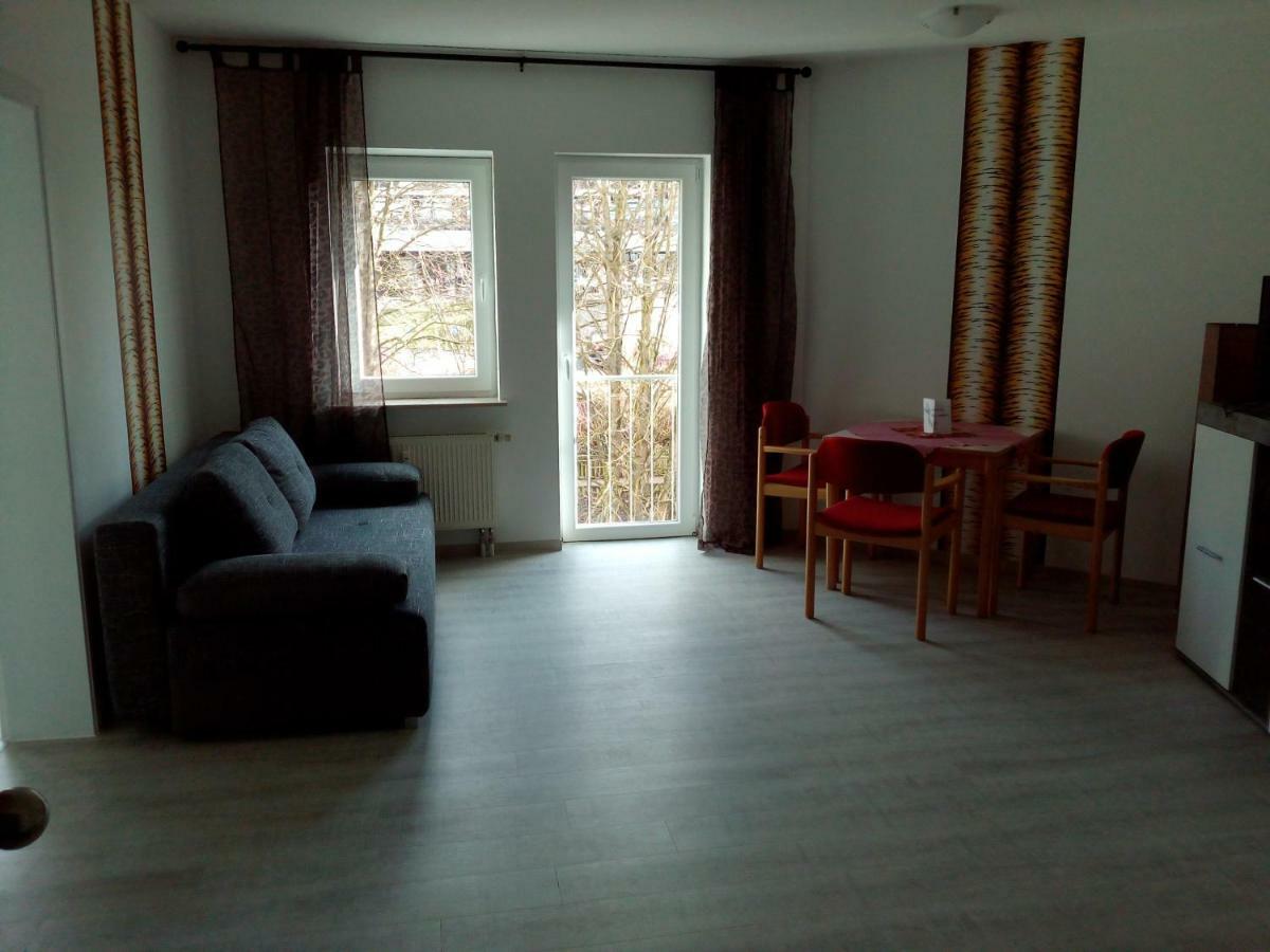 Ferienwohnung Im Haus "Maria Anna" バート・エムス エクステリア 写真